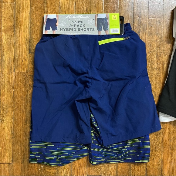 2 Puma’s Youth All-Day Comfort Shorts and 2 Eddie Bauer Hybrid Shorts - S (7/8) - Picture 4 of 6